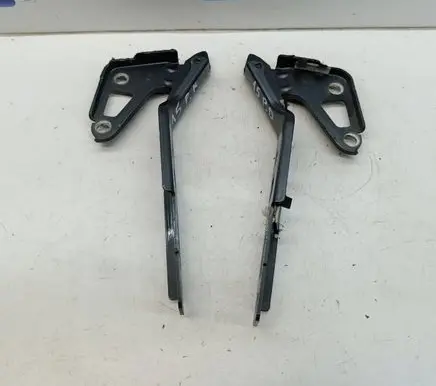 Audi Q7 4L Engine bonnet/hood hinges 4L0823302