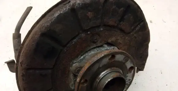Volkswagen PASSAT B6 Front wheel hub spindle knuckle 