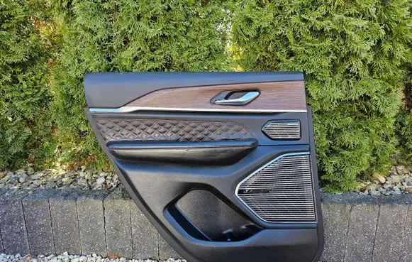 Jeep Grand Cherokee Rear door card panel trim