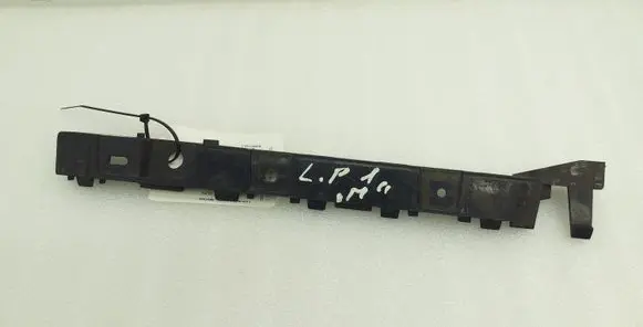 BMW 1 E81 E87 Fender mounting bracket 7118159 51777118159