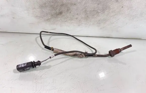 Volkswagen Caddy Exhaust gas temperature sensor 03g906088an