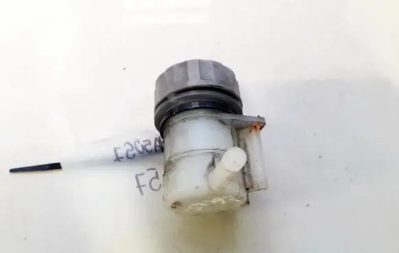 Honda Accord Brake fluid reservoir 