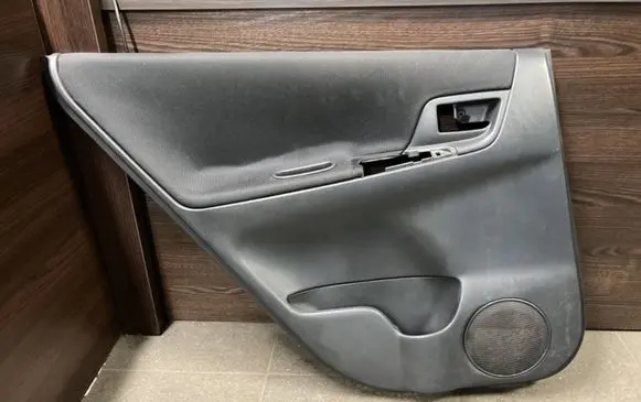 Toyota Corolla Verso E121 Rear door card panel trim 6761413110