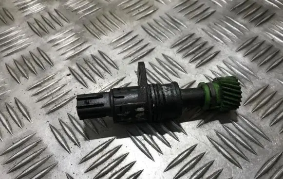 Mazda 323 F Speed sensor (speedometer sensor) tr0100