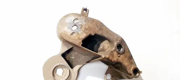 Audi A6 S6 C6 4F Engine mounting bracket 4f0199352e