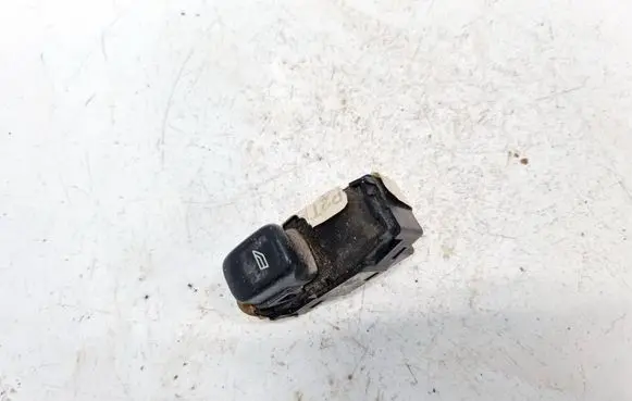 Volvo XC90 Electric window control switch 9401806