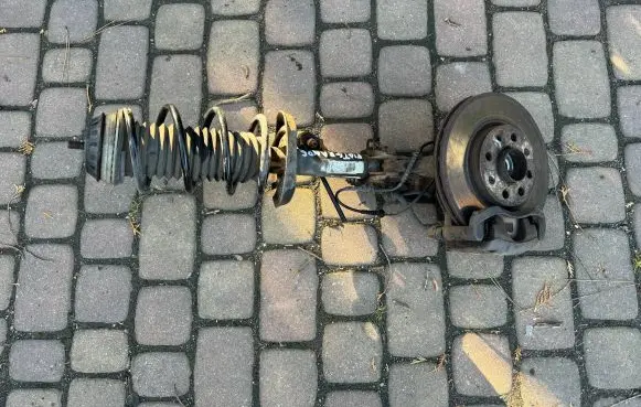 Fiat Grande Punto Front shock absorber/damper 51796541 S2410F015