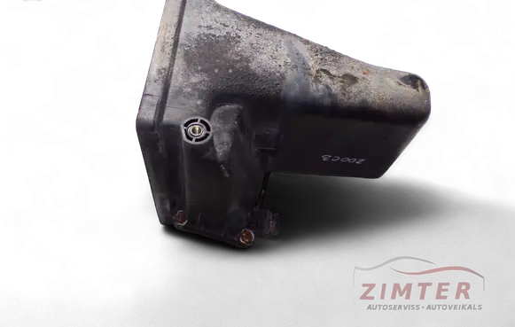 Audi 200 Air filter box 034133837N