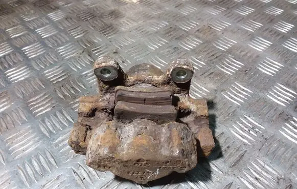 Mercedes-Benz C W202 Rear brake caliper