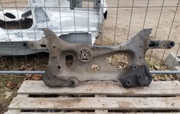Skoda Octavia Mk3 (5E) Front subframe 5Q0199315