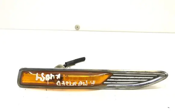 Ford Mondeo MK IV Front fender indicator light 7S7113K354AD K4054