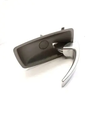 BMW 7 E65 E66 Front door interior handle 7024304