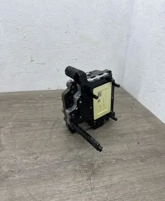 Volkswagen Golf VI Transmission gearbox valve body 02E927770AL
