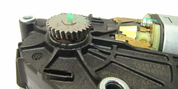 Peugeot 508 Sunroof motor/actuator 2226116A