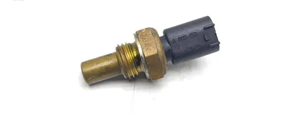 Mercedes-Benz E W212 Coolant temperature sensor A0051532328