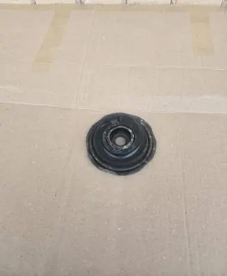Toyota RAV 4 (XA40) Rear coil spring rubber mount 4825742030