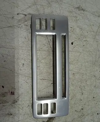 Volvo V70 Radio/GPS head unit trim 1303415
