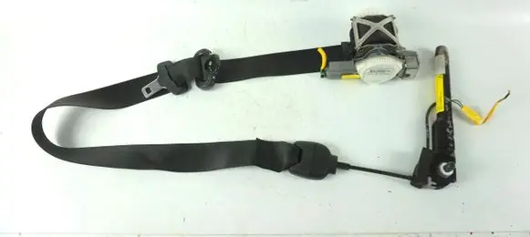 Fiat 500E Front seatbelt 07354654010