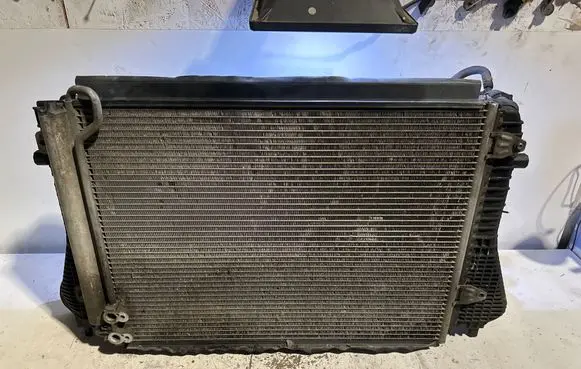 Volkswagen PASSAT B6 Radiator set 