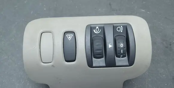Renault Clio II Interior lighting switch 8200140985GC 88020005 08802012