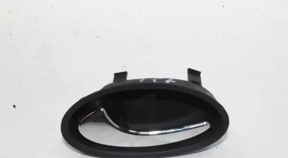 Mercedes-Benz CLK A209 C209 Front door interior handle P0058419AC