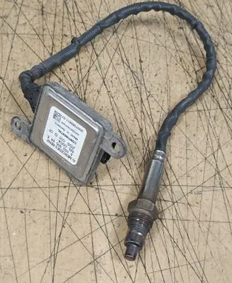 Mercedes-Benz V Class W447 Lambda probe sensor A0009058411