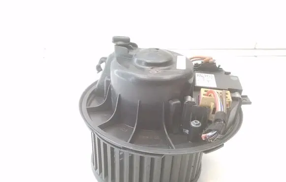Volkswagen PASSAT B7 Heater fan/blower 3C1820015T 3C0907521F