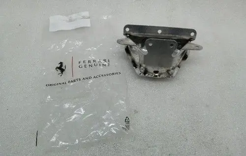Ferrari FF Fuel filter bracket/mount holder 84337900