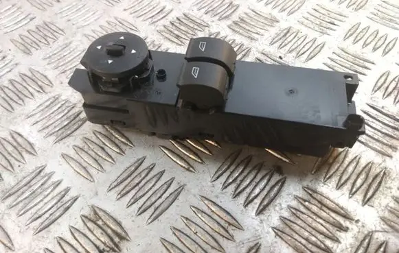 Ford Focus Electric window control switch DT1T14A132GB