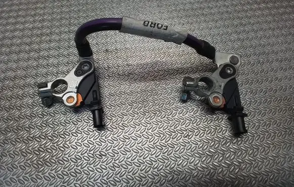 Ford Transit Custom Positive wiring loom BK2T14301AB