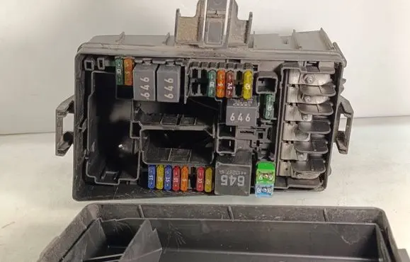 Fuse box set
