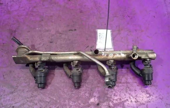 BMW 3 E36 Fuel main line pipe 