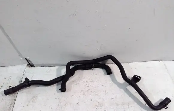 Volkswagen PASSAT CC Engine coolant pipe/hose