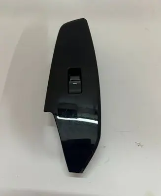 Mazda 3 III Quarter vent window switch BRL1684L1 BPN266370A