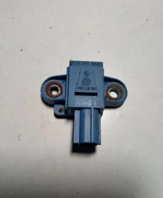 Volkswagen Golf V Airbag deployment crash/impact sensor 1K0955557A