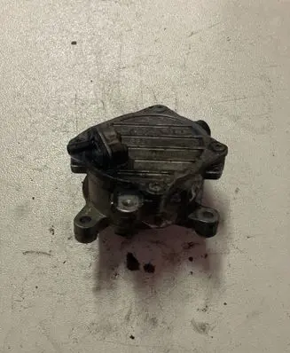 Volvo V60 Vacuum pump 31258031