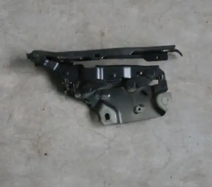 Audi A7 S7 4K8 Engine bonnet/hood hinges 4K8823302