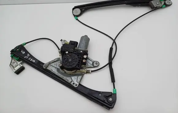 Audi A4 S4 B5 8D Front door window regulator with motor 8D0837397D 0130821787