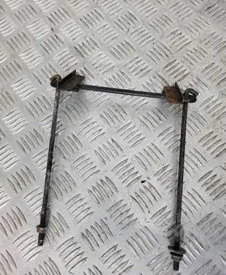 Hyundai Terracan Battery bracket 