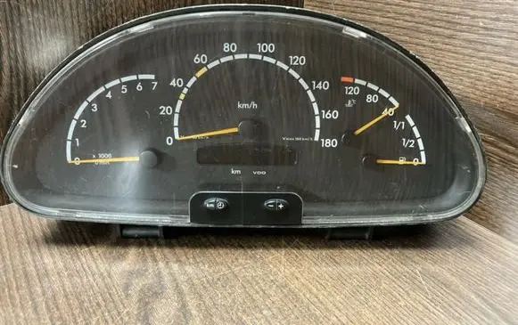Mercedes-Benz Sprinter W901 W902 W903 W904 Speedometer (instrument cluster) 0014460721 A0014460721