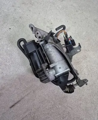 Mercedes-Benz E W213 Air suspension compressor/pump A2133200004