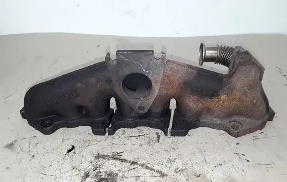 Peugeot 407 Exhaust manifold 9681570480