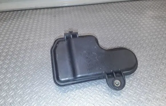 Volkswagen New Beetle Vacuum air tank 06A131051B