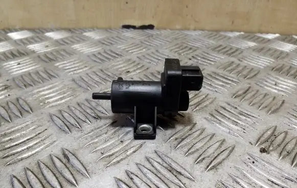 Valve vacuum