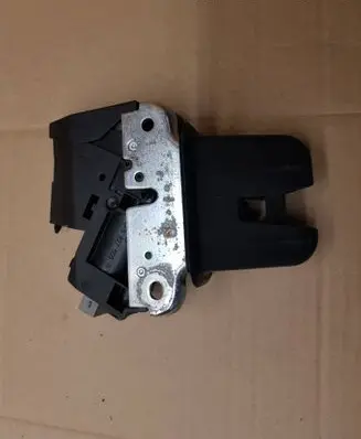 Tailgate/trunk/boot lock/catch/latch