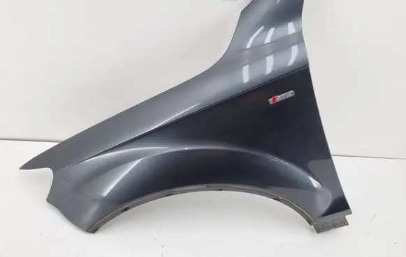 Audi Q7 4L Fender 4L0821101