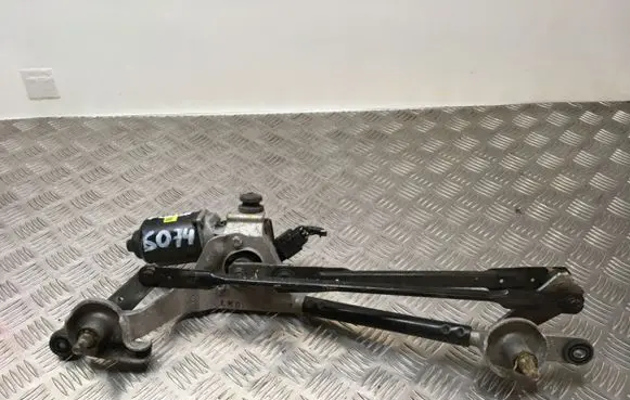 Hyundai i40 Front wiper linkage and motor 981003Z900