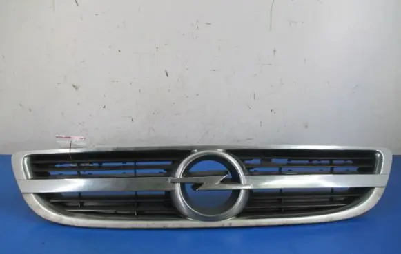 Opel Zafira A Front grill 24453538