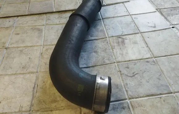 Volkswagen Golf V Intercooler hose/pipe 1K0145838N