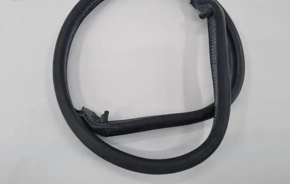 Jeep Grand Cherokee Engine compartment rubber 68048708AD